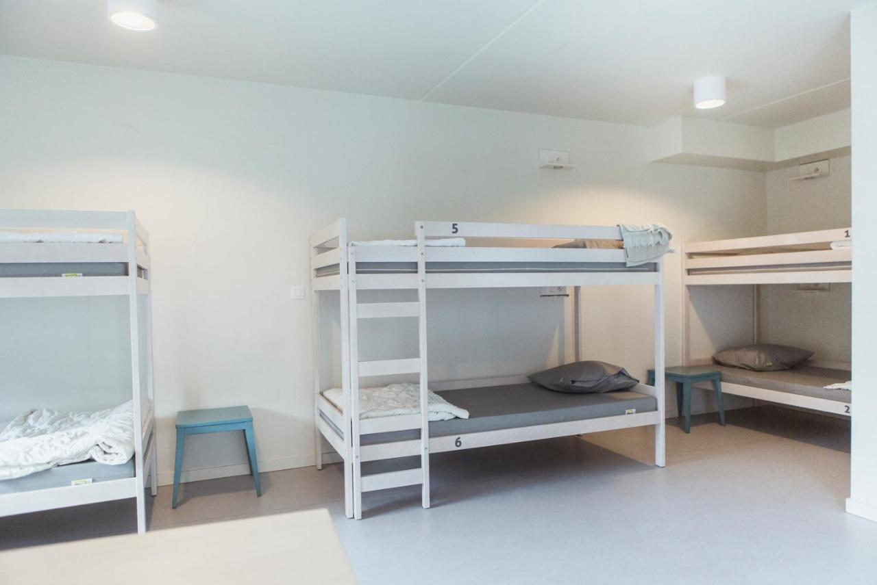 Hostal Snuffel Youth Brujas